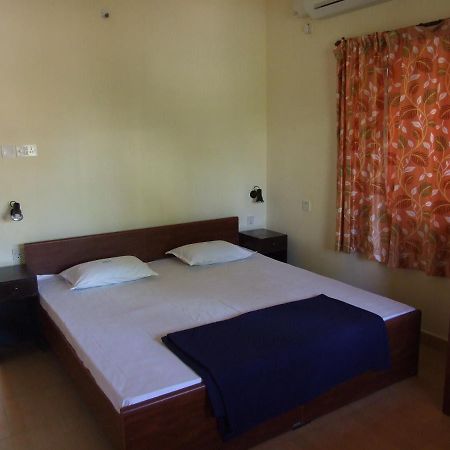 Empire Guest House Calangute Exterior foto