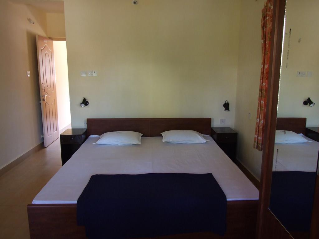 Empire Guest House Calangute Exterior foto